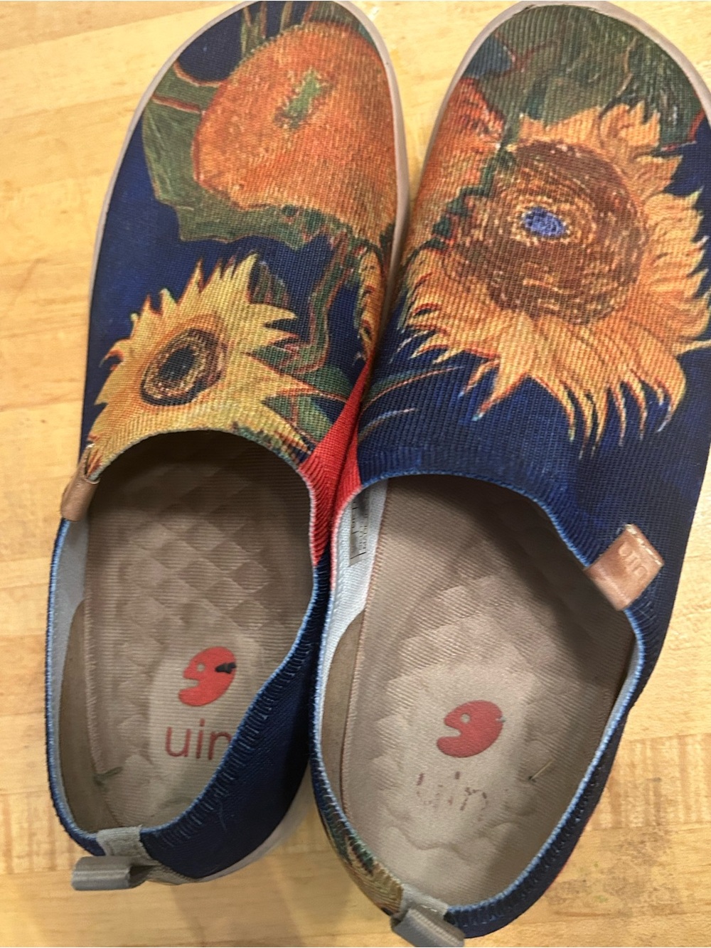 UIN Toledo Van Gogh  Slip-On Sneakers with Sunflower Print